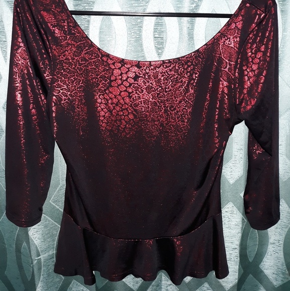 Other - Womens red silky top shirt